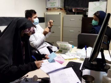 شرکت داوطلبان خانه هلال مرتضی گرد در طرح واکسیناسیون