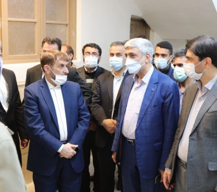 بازدید معاون وزیر و رئیس دانشگاه علوم پزشکی از درمانگاه اباصالح المهدی (عج)
