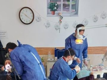 ۷۰۰ نفر در اراک از خدمات رایگان دندانپزشکی پزشکان جهادی بهره مند شدند
